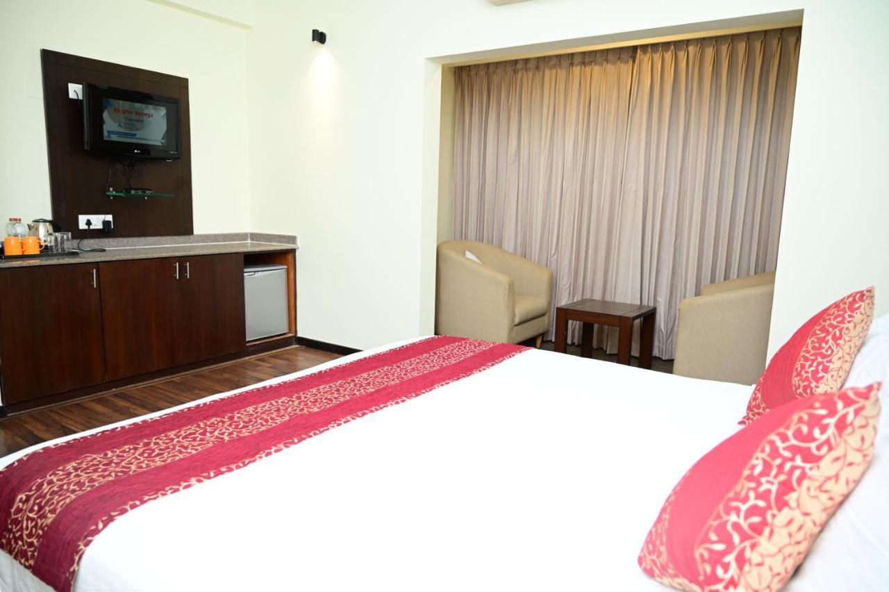 Sterling Keys By Tgi Hotel Bengaluru Kültér fotó