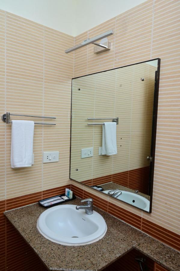 Sterling Keys By Tgi Hotel Bengaluru Kültér fotó