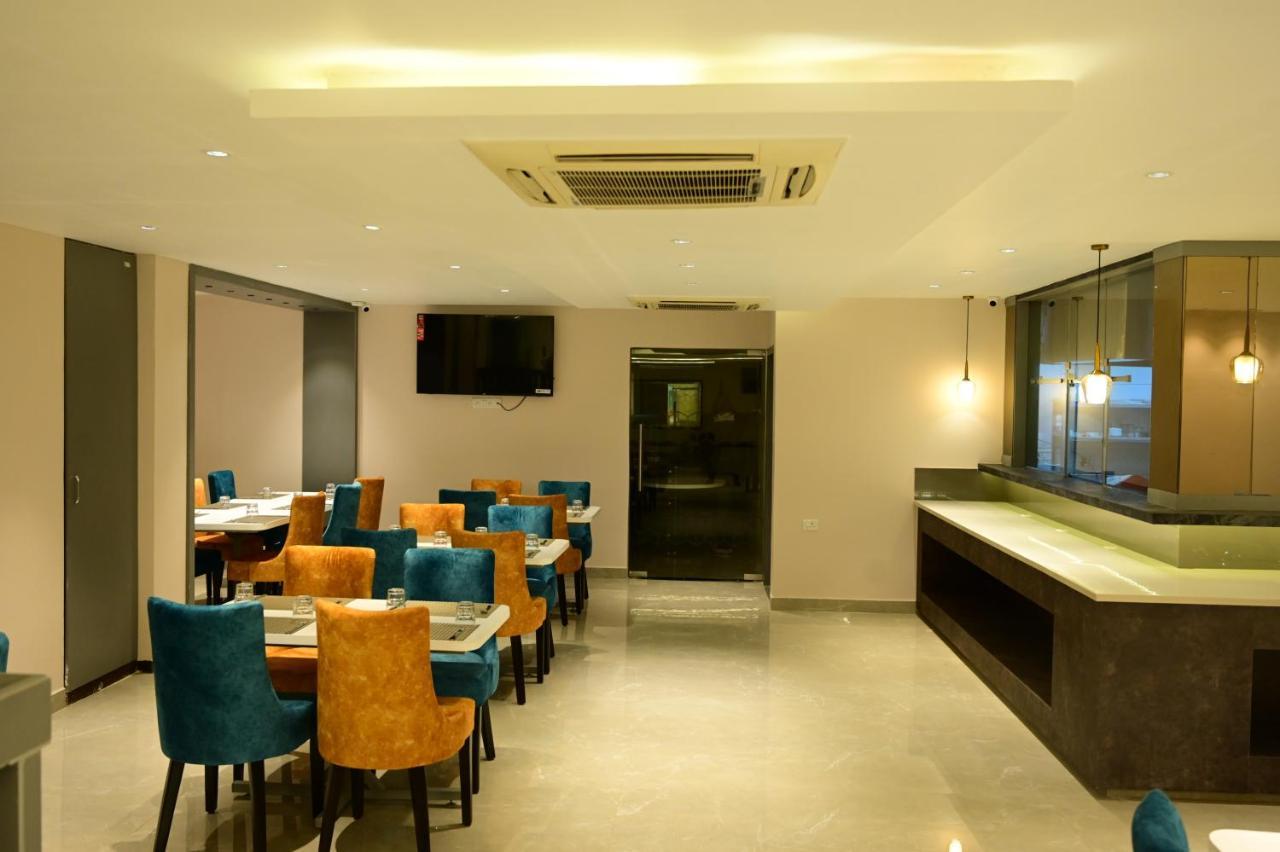 Sterling Keys By Tgi Hotel Bengaluru Kültér fotó