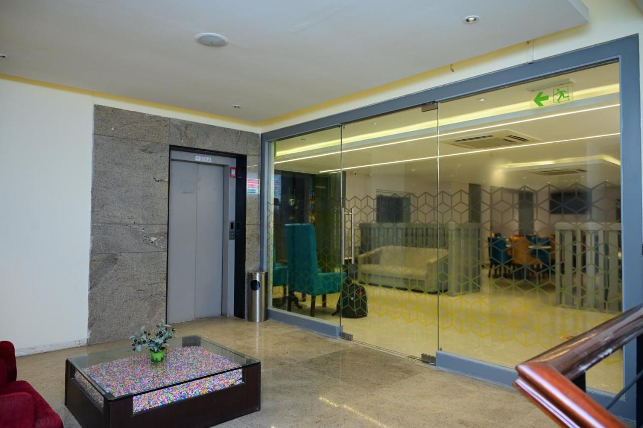 Sterling Keys By Tgi Hotel Bengaluru Kültér fotó