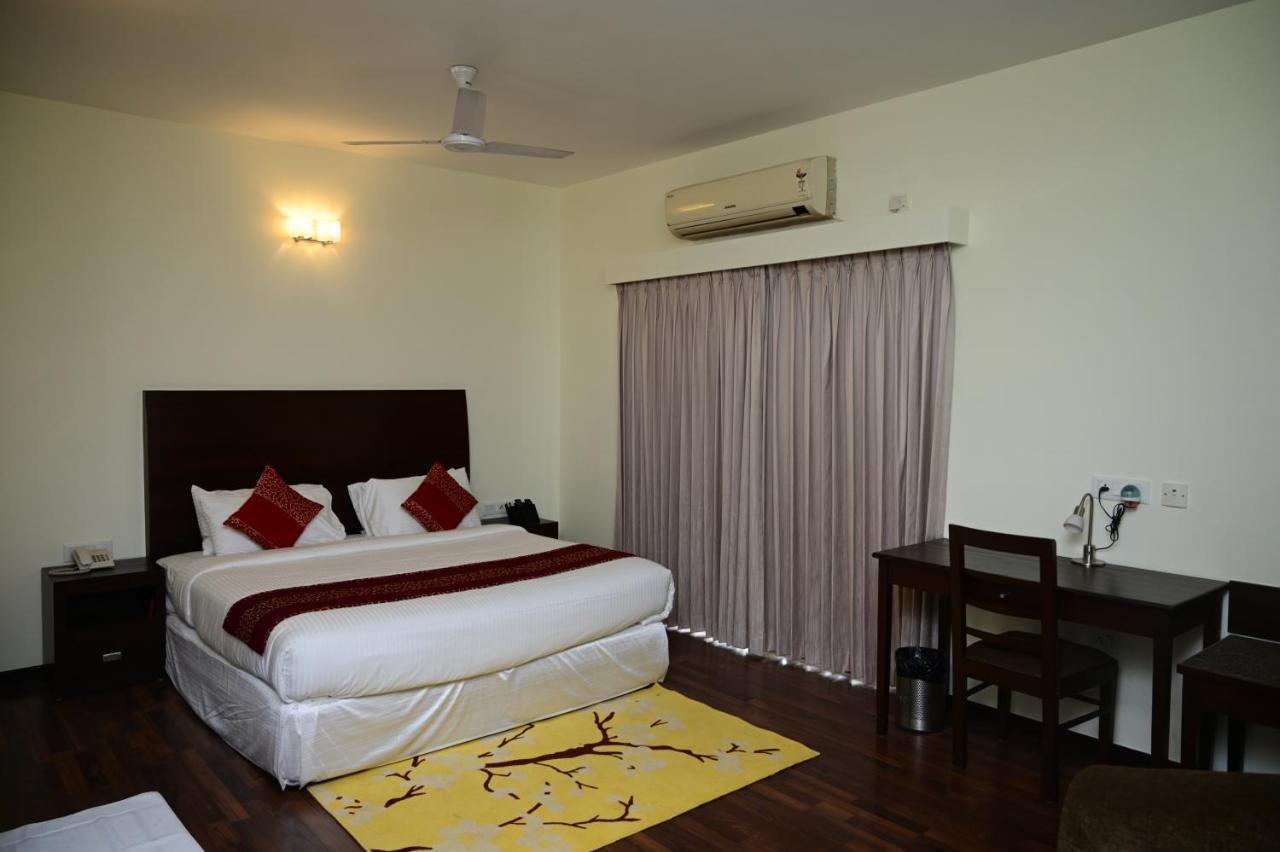 Sterling Keys By Tgi Hotel Bengaluru Kültér fotó