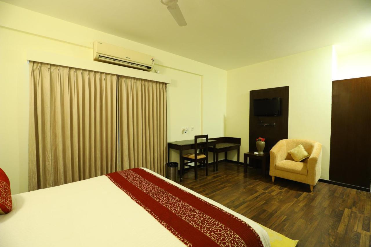 Sterling Keys By Tgi Hotel Bengaluru Kültér fotó