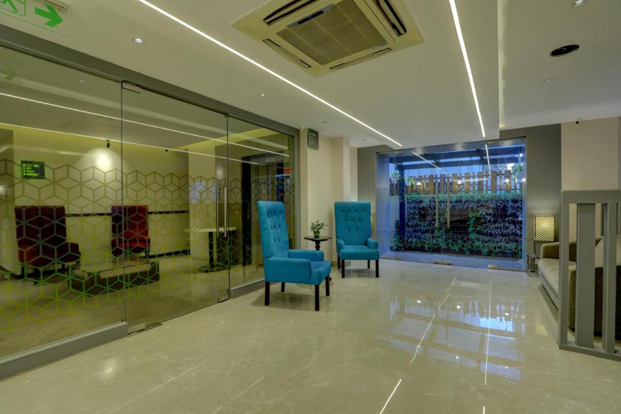 Sterling Keys By Tgi Hotel Bengaluru Kültér fotó